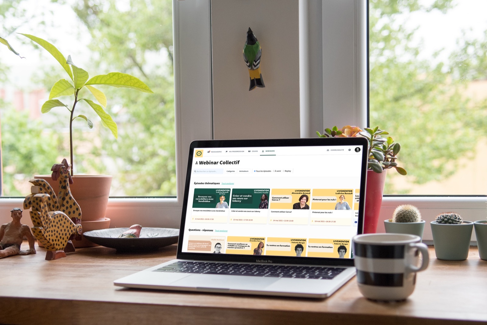 Les ateliers collectifs en direct, accessibles en replay sur la plateforme LiveMentor.